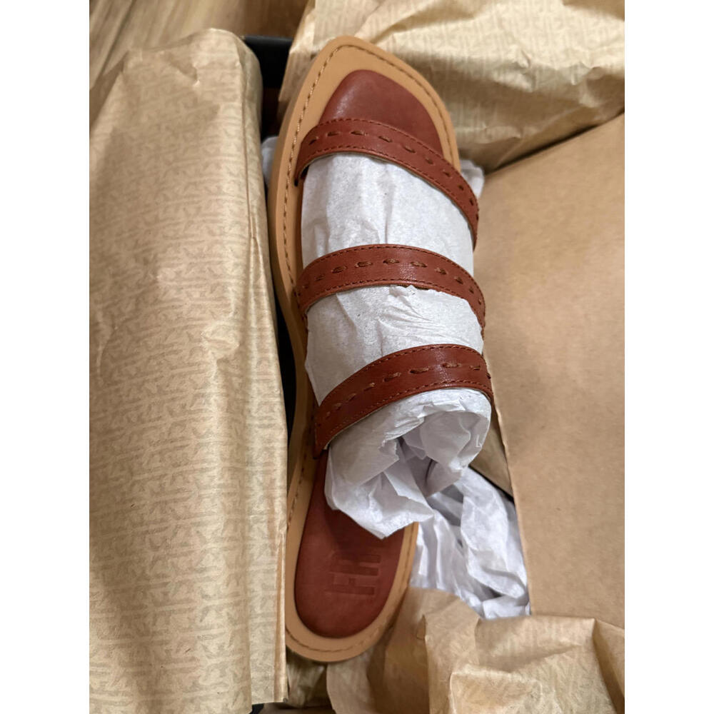 NWT! Frye Strappy Slide Sandal Women's in Cognac Size 8.5 - Picture 6 of 8